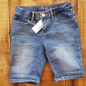 NEW girls denim Bermuda shorts size 6.